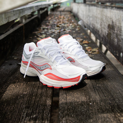 Mens Saucony ProGrid Omni 9 (Ivory/Coral)