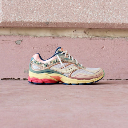 Mens Saucony ProGrid Omni 9 Kissaten (Beige/Blue)