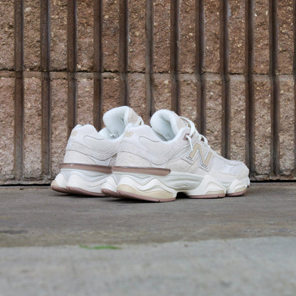 Mens New Balance 9060CCB (Beige/White)