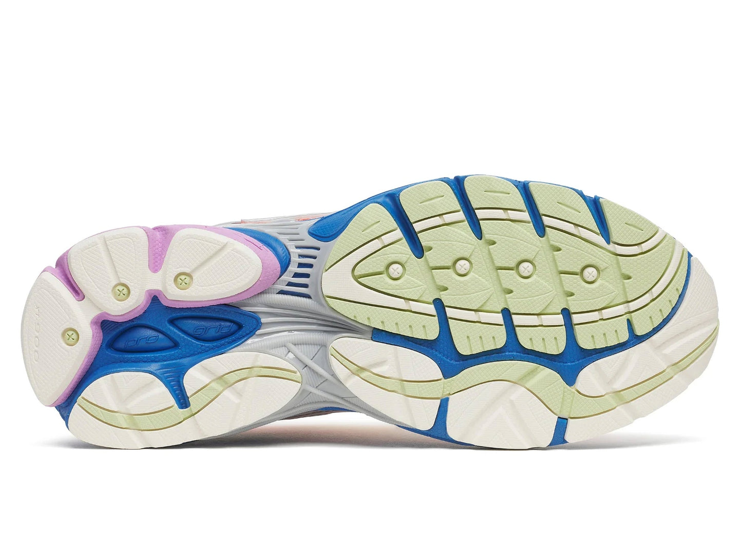 Saucony Progrid Omni 9 in Orange / Multi