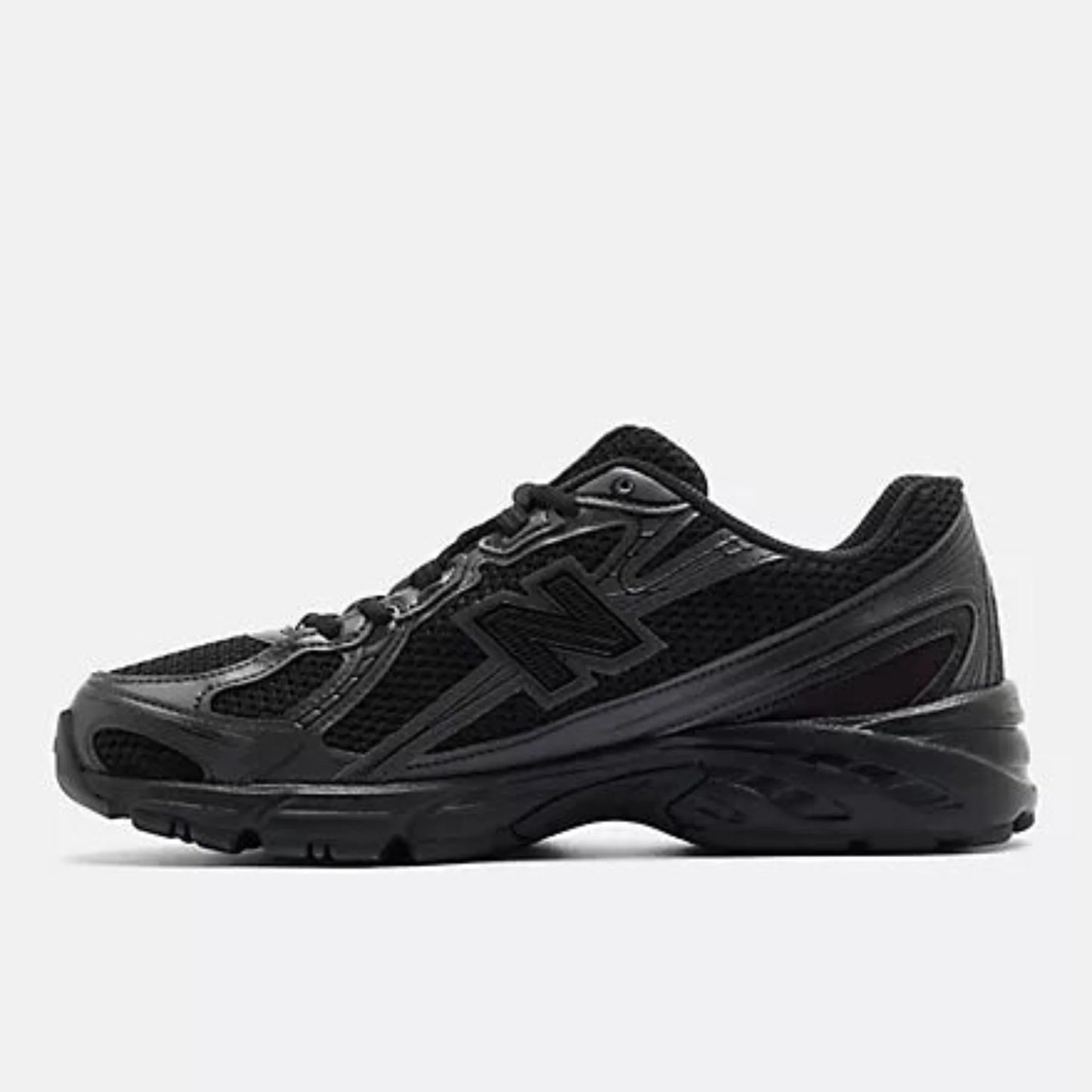 Men's/Women's New Balance 740 "Black Cement"
